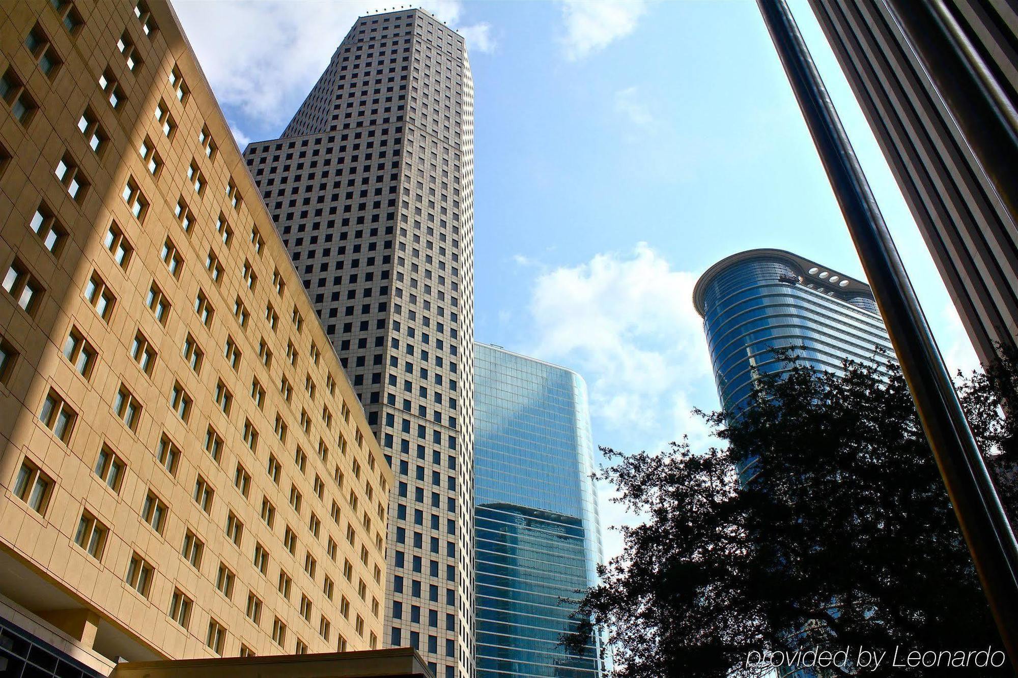 The Whitehall Houston Exterior photo